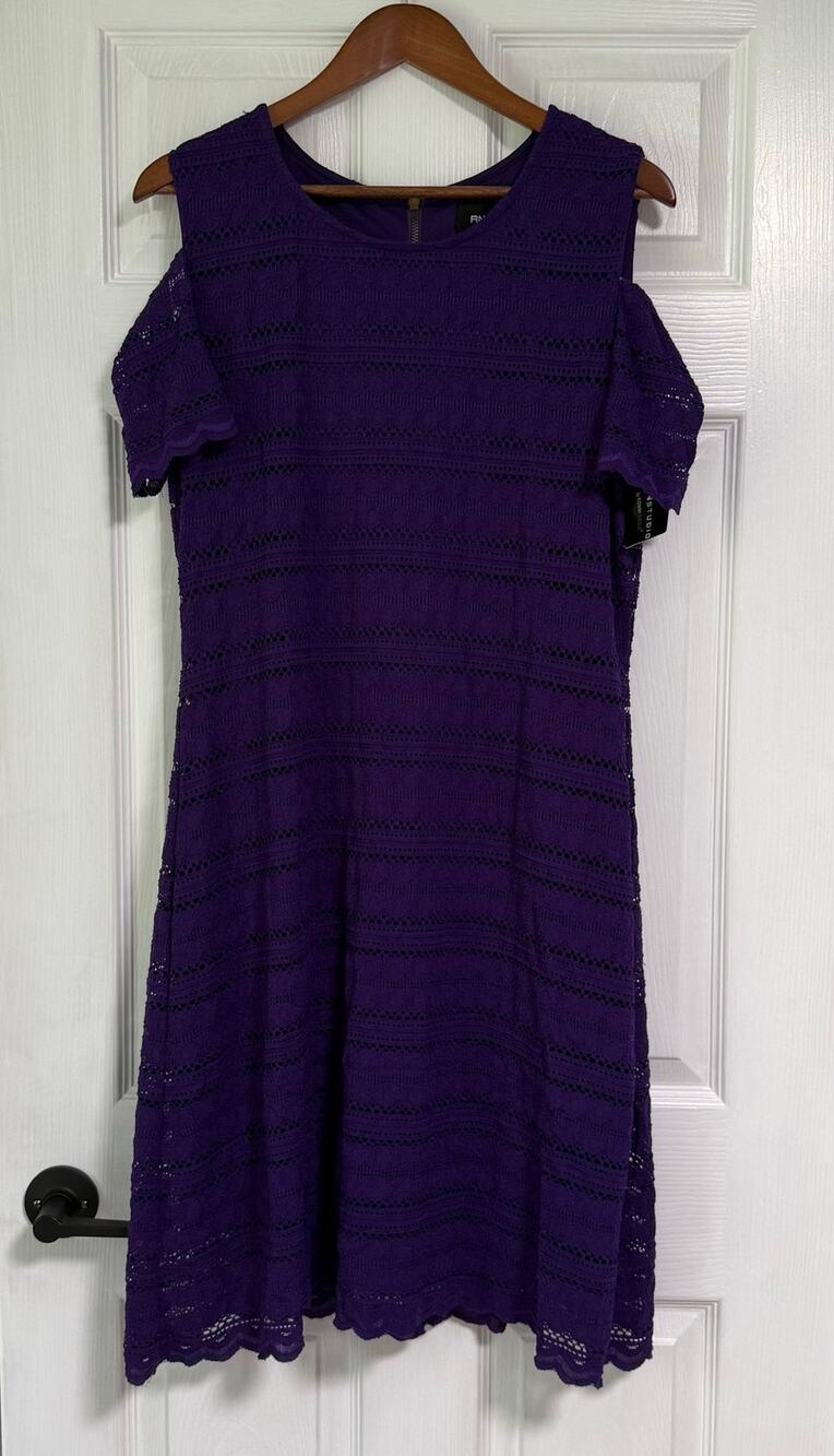 RN Studio by Ronni Nicole New Purple Lace Cold Shoulder Shift Dress Size 16